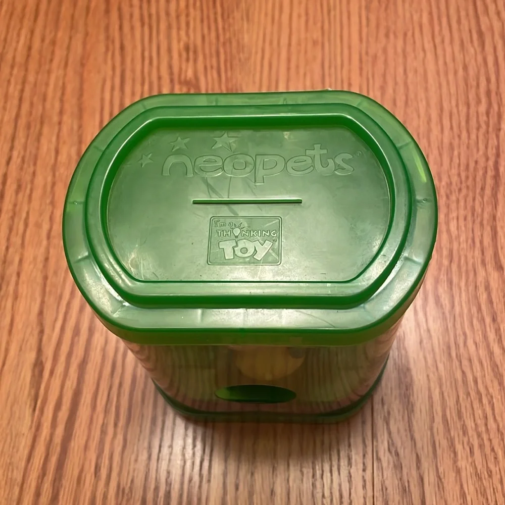🩶 Neopets ‘Scorchio’ Voice Activated Pet NIB